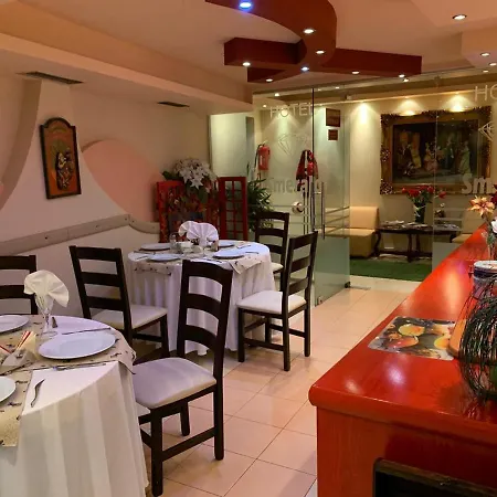 Hotel Smerald 3*