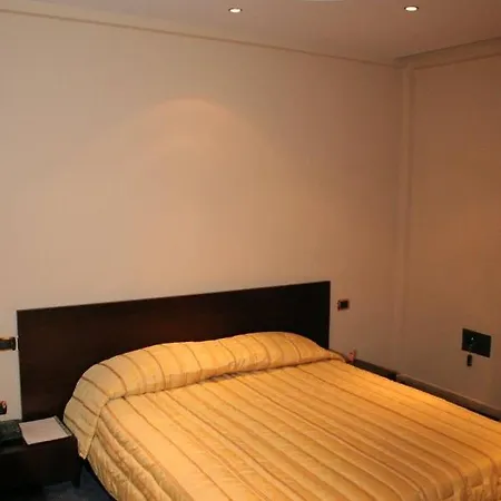 Hotel Smerald Korce