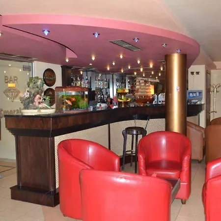 Smerald Hotel Korce