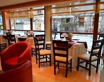 Smerald Hotel 3*