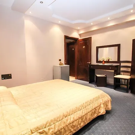 Hotel Smerald Korce